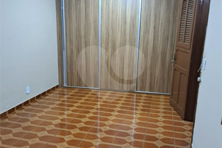 Casa Térrea à venda com 2 quartos, sendo 1 suíte, em Santana, São Paulo, SP