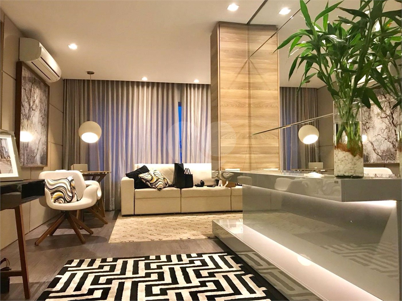 Apartamento à venda com 1 suíte em Vila Olímpia, São Paulo, SP