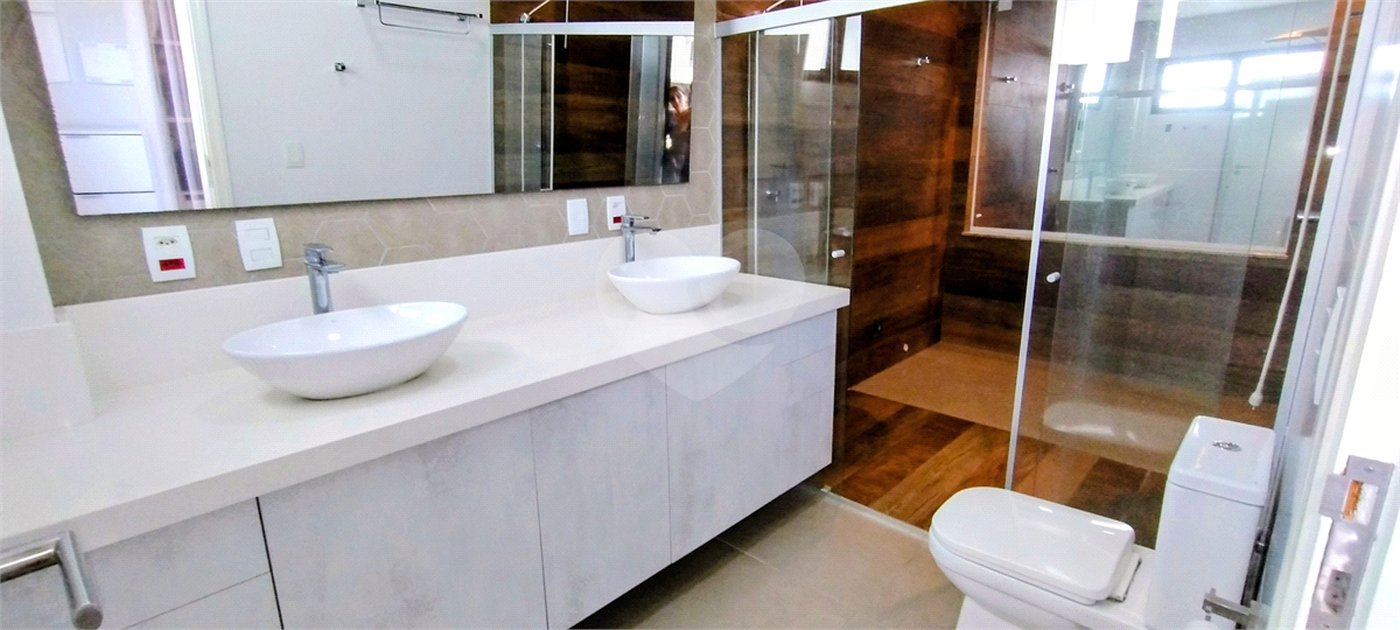 Casa à venda com 3 suítes no condomínio Porto do Sol, Valinhos - SP