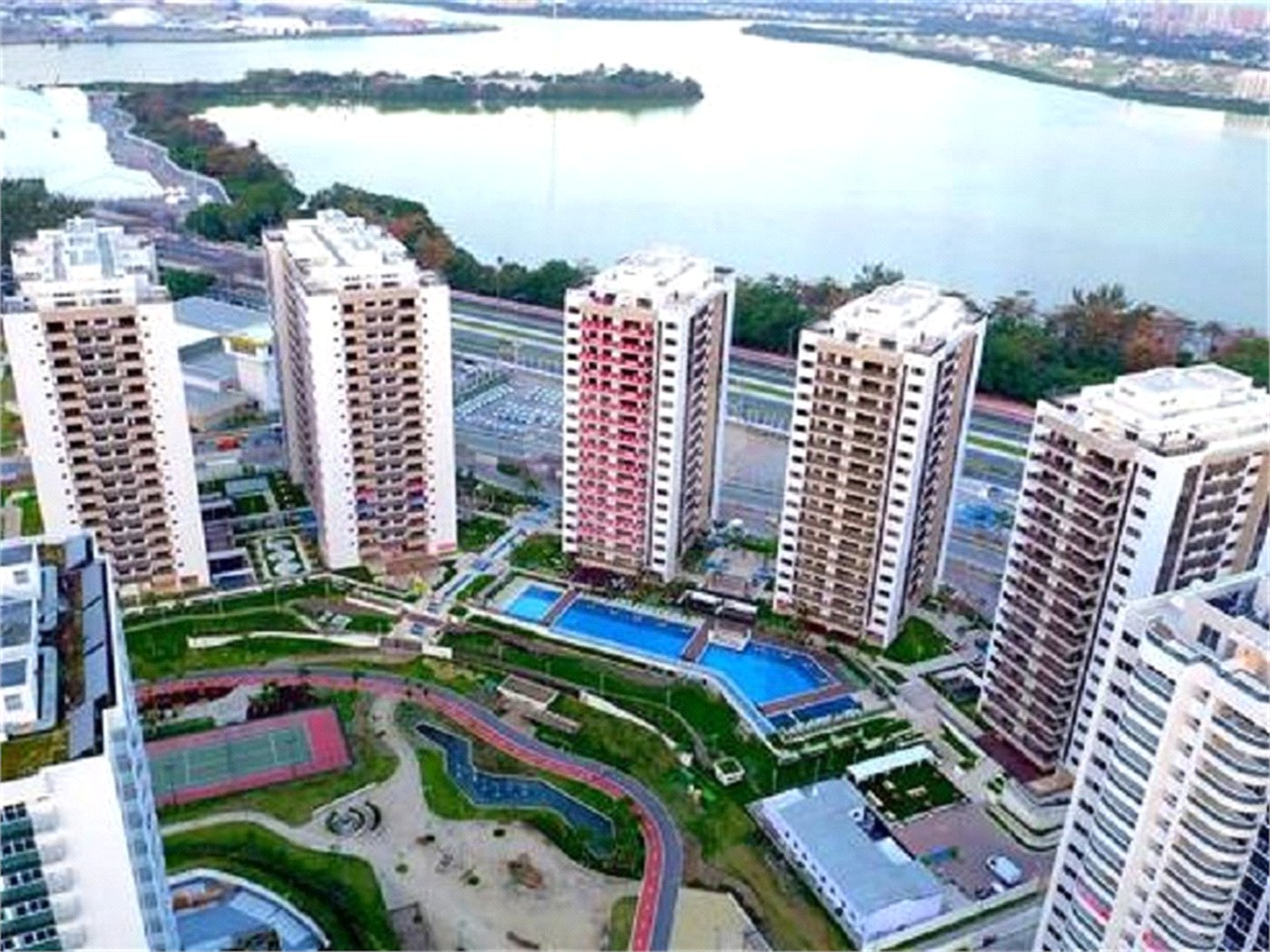 Apartamento à venda com 2 quartos, sendo 1 suíte, em Camorim, Rio de Janeiro, RJ
