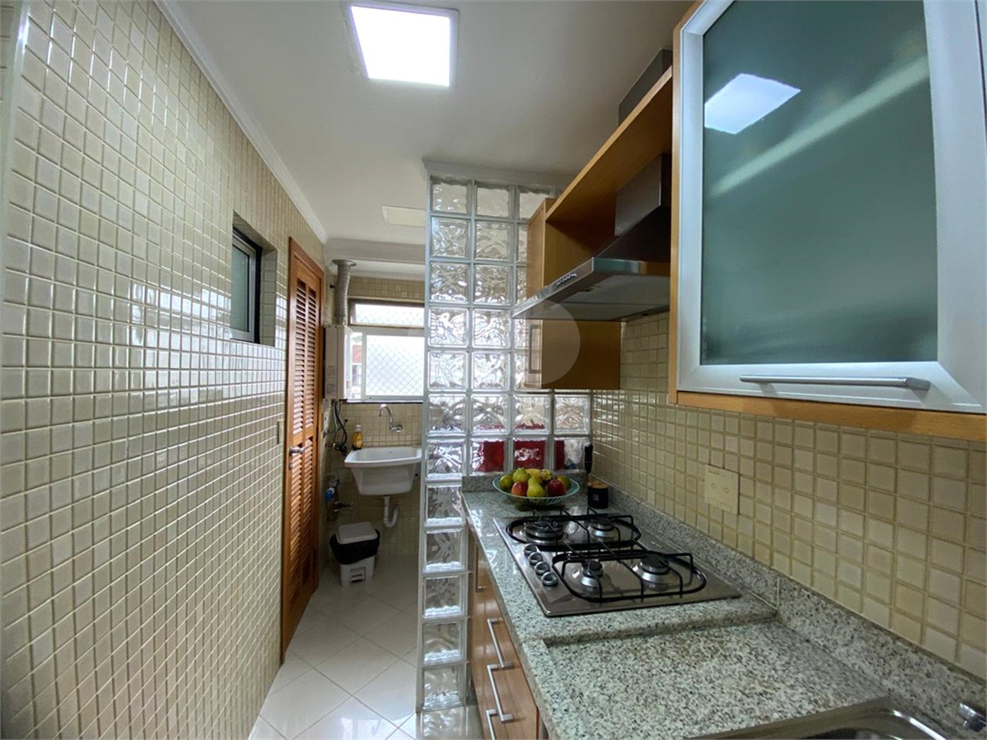Cobertura à venda com 3 quartos, sendo 1 suíte,  em Cidade São Francisco, São Paulo, SP