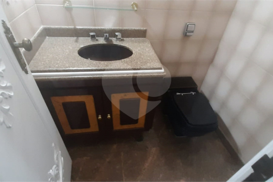 Sobrado à venda com 4 quartos, sendo 2 suítes, em Jardim França, São Paulo, SP