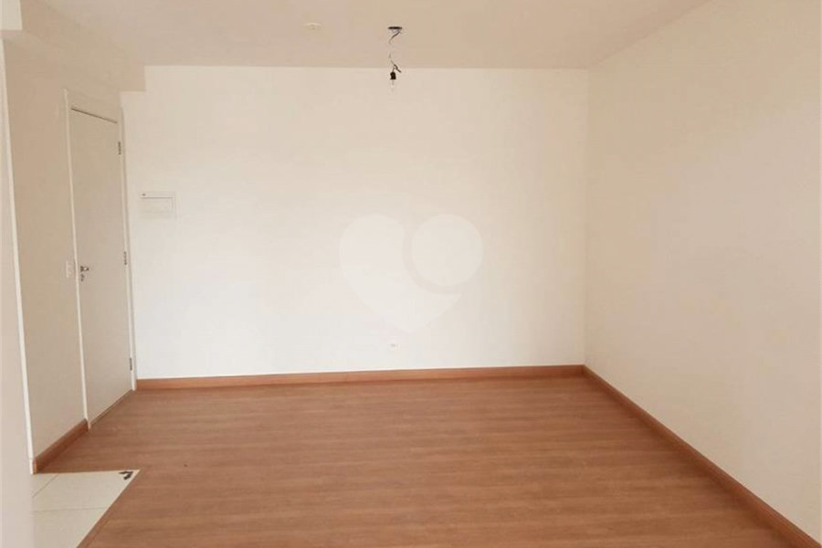 Apartamento à venda com 3 quartos, sendo 1 suíte, em Vila Guilherme, São Paulo, SP