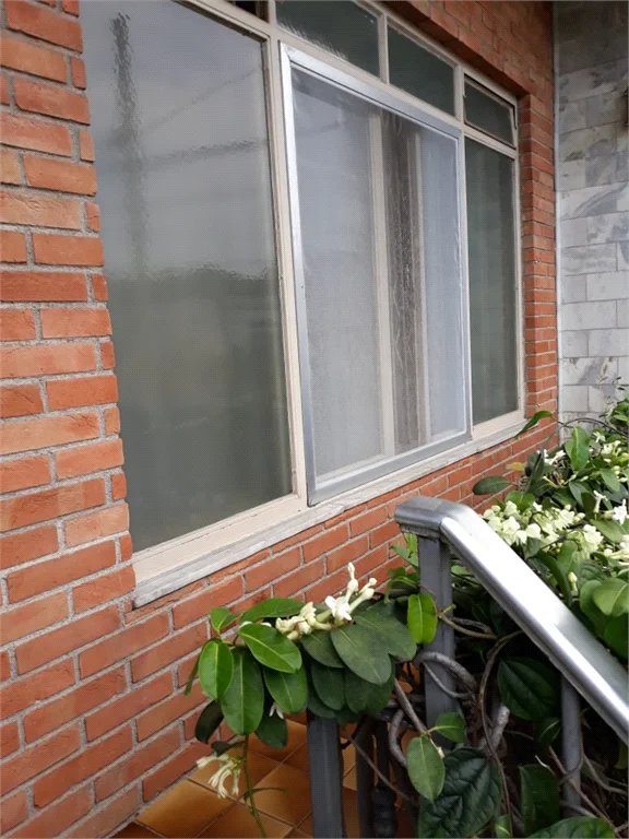 Casa à venda com 2 quartos, sendo 1 suíte, em Vila Anastácio, São Paulo, SP