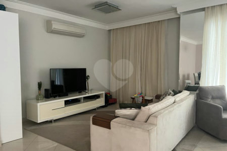 Apartamento à venda com 3 quartos, sendo 1 suíte,  em Vila Clementino, São Paulo, SP