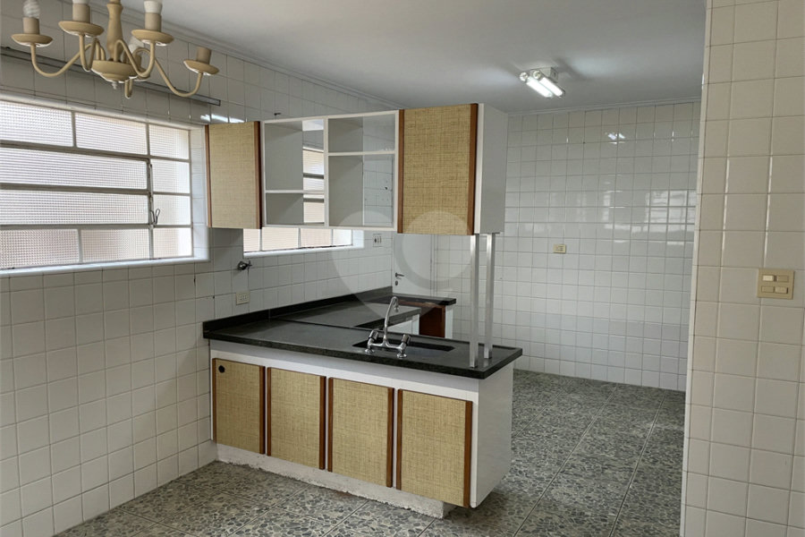 Sobrado à venda com 3 quartos, sendo 1 suíte, em Santana, São Paulo, SP