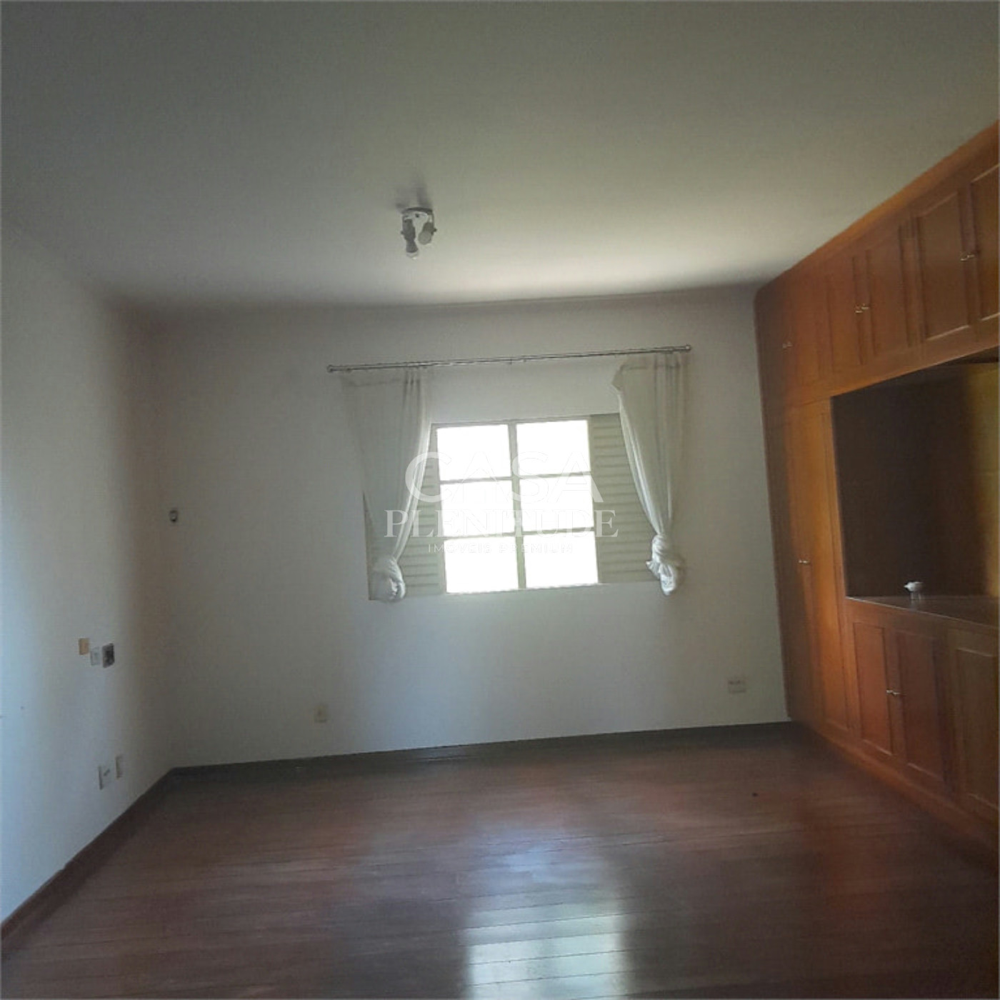 Casa em condomínio à venda com 3 suítes em Chácaras Residenciais Santa Maria, Votorantim, SP