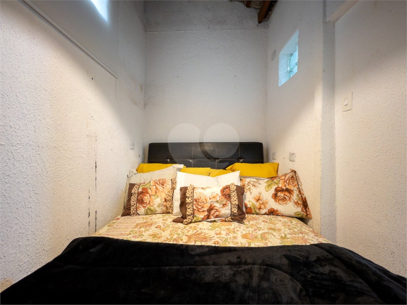 Casa à venda com 2 quartos, sendo 1 suíte, em Vila Mariana, São Paulo, SP