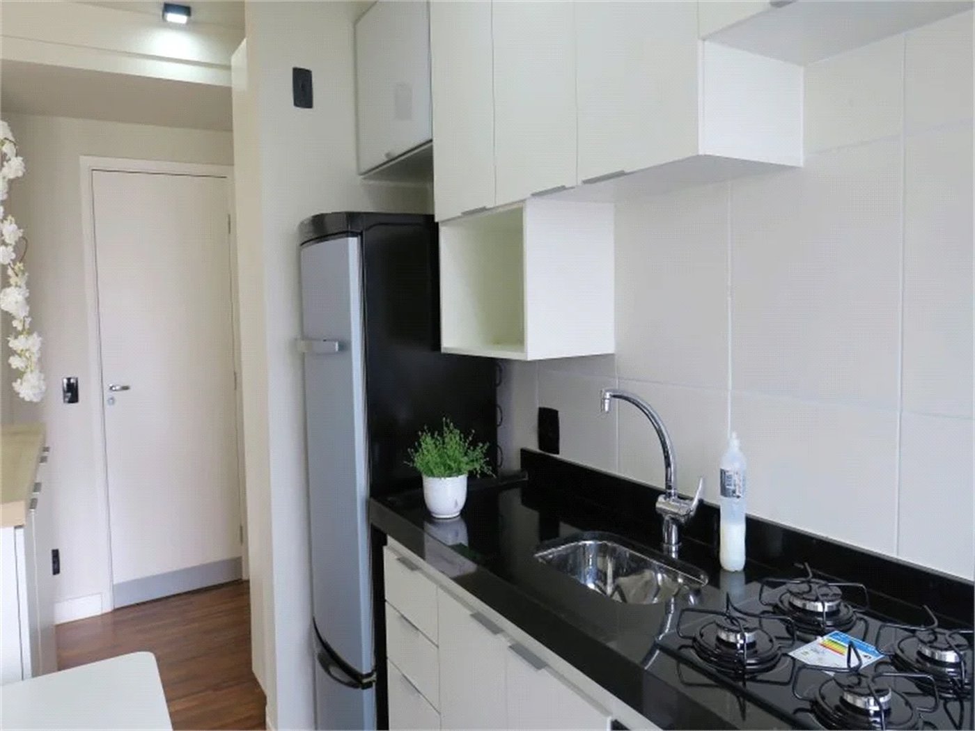 Apartamento à venda com 2 quartos, sendo 1 suíte, em Parque Reboucas, São Paulo, SP