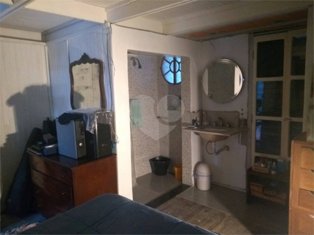 Casa à venda com 3 quartos, sendo 1 suíte,  no condomínio Cinco Lagos, Mairiporã - SP