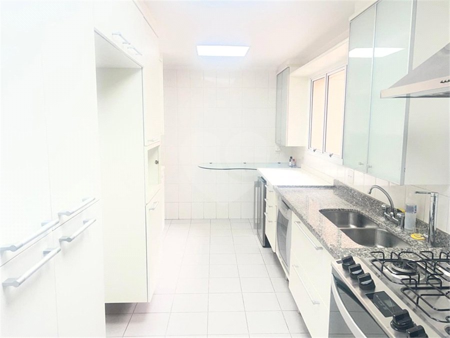 Apartamento para alugar com 3 quartos, sendo 2 suítes, em Jardim Paulista, São Paulo, SP