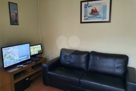 Casa à venda com 3 quartos, sendo 1 suíte, em Vila Mazzei, São Paulo, SP