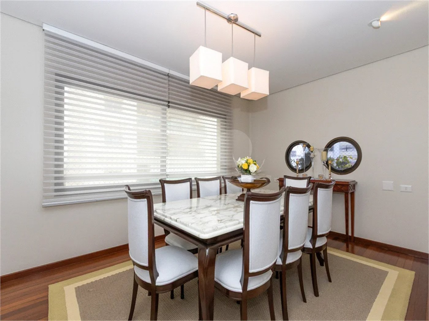 Apartamento de 233 m² à venda em Higienópolis com 4 dormitórios.
