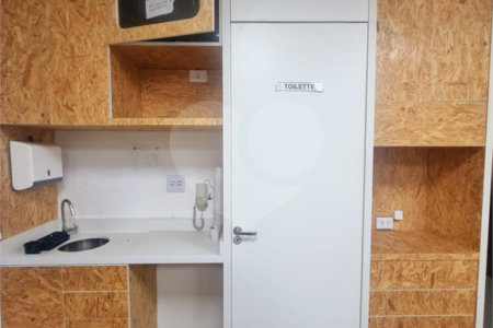 Sala comercial mobiliada para locação na Vila Olímpia
