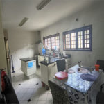 SOBRADO DE 426,0 M² COM 04 SUITES, SALÃO DE FESTAS, 06 VAGAS,06 BANHEIROS E PISCINA PARA LOCAÇÃO OU VENDA NO BARRO BRANCO