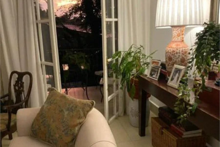 Casa Térrea à venda ou para alugar com 4 quartos, sendo 2 suítes, em Jardim Guedala, São Paulo, SP