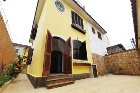 Casa à venda com 4 quartos, sendo 1 suíte, em Maracanã, Rio de Janeiro, RJ