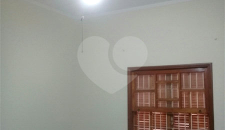 Sobrado à venda com 4 quartos, sendo 2 suítes, em Jardim Regina, Indaiatuba, SP