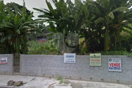 Sobrado à venda ou para alugar com 6 suítes em Jardim Guedala, São Paulo, SP