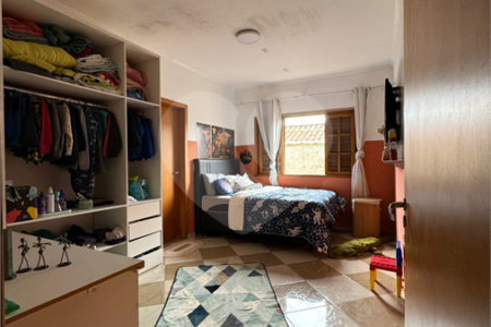 Casa à venda com 3 quartos, sendo 1 suíte, no condomínio Haras São Luiz, Salto - SP