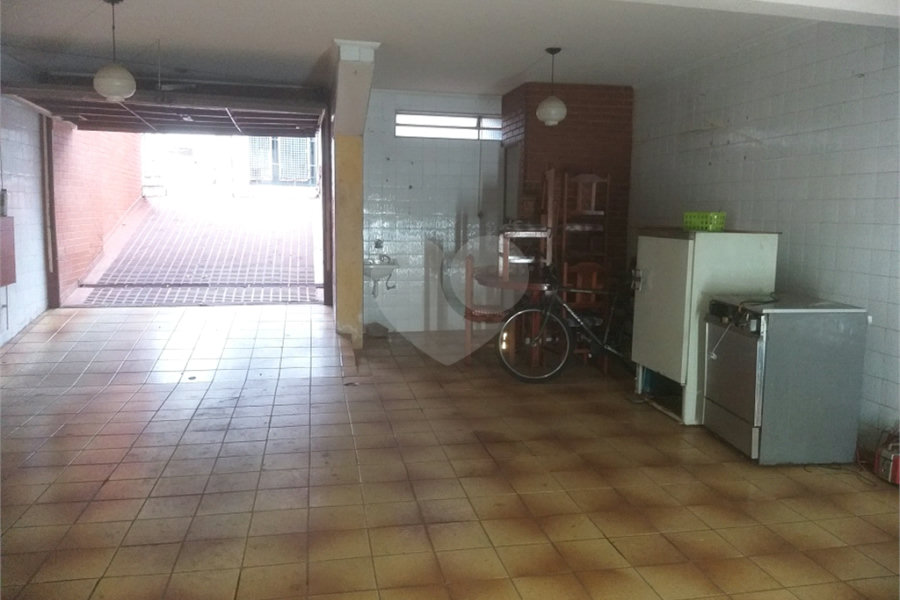 Casa à venda com 3 quartos, sendo 2 suítes, em Vila Paulicéia, São Paulo, SP