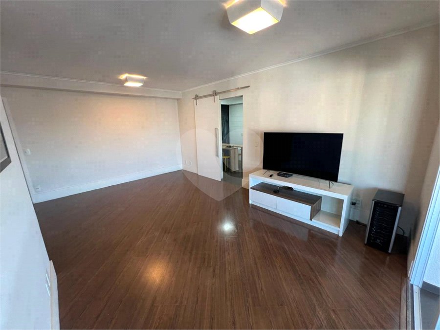Apartamento à venda ou para alugar com 3 suítes em Santa Teresinha, São Paulo, SP