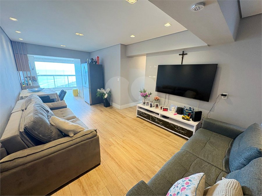 Apartamento à venda com 2 quartos, sendo 1 suíte,  em Boqueirão, Praia Grande, SP
