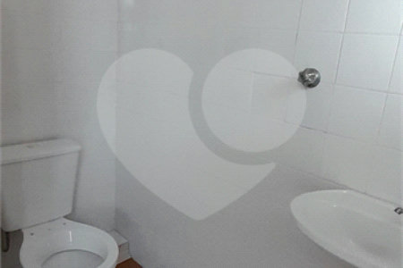 Casa à venda com 3 quartos, sendo 1 suíte, em Santo Amaro, São Paulo, SP