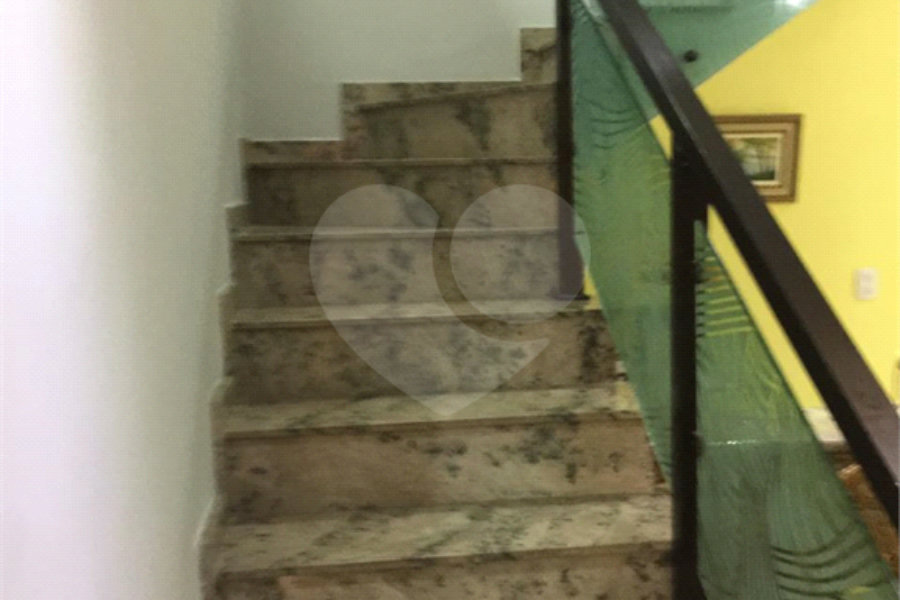 Sobrado à venda com 4 quartos, sendo 2 suítes, em Vila Barreto, São Paulo, SP