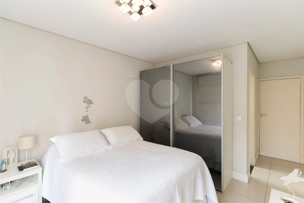 Sobrado à venda com 2 quartos, sendo 1 suíte, em Chácara Santo Antônio, São Paulo, SP