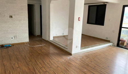 Apartamento à venda com 3 quartos, sendo 1 suíte, em Vila Nova Cachoeirinha, São Paulo, SP