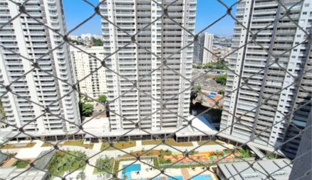 Apartamento à venda com 4 quartos, sendo 2 suítes,  em Vila Anastácio, São Paulo, SP