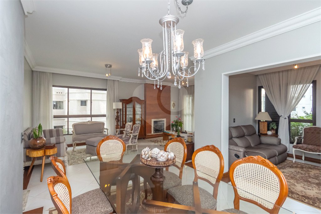 Apartamento à venda com 3 suítes em Chácara Flora, São Paulo, SP