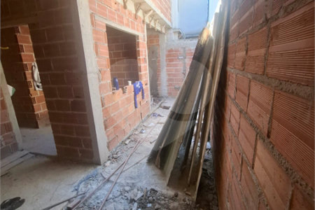 Casa à venda com 2 quartos, sendo 1 suíte,  no condomínio Campina Grande, Rio de Janeiro - RJ