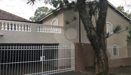 Sobrado à venda com 4 quartos, sendo 1 suíte,  em Jardim Floresta, São Paulo, SP