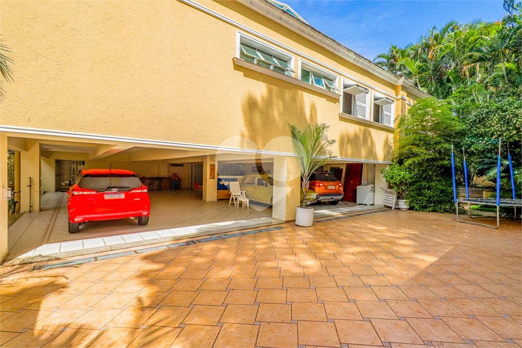 Casa de Vila à venda com 4 quartos, sendo 2 suítes, em Butantã, São Paulo, SP