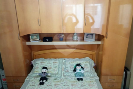 Casa à venda com 3 quartos, sendo 2 suítes, em Vila Flávio, Mogi das Cruzes, SP