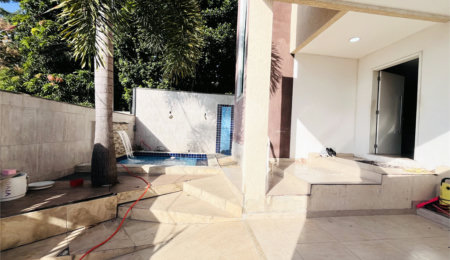 Casa à venda com 2 quartos, sendo 1 suíte,  no condomínio Residencial Vivendas do Campo, Rio de Janeiro - RJ