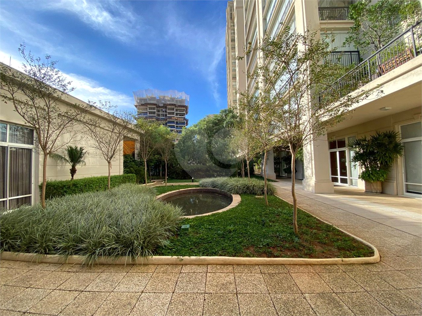 Apartamento à venda com 3 suítes em Vila Gomes Cardim, São Paulo, SP