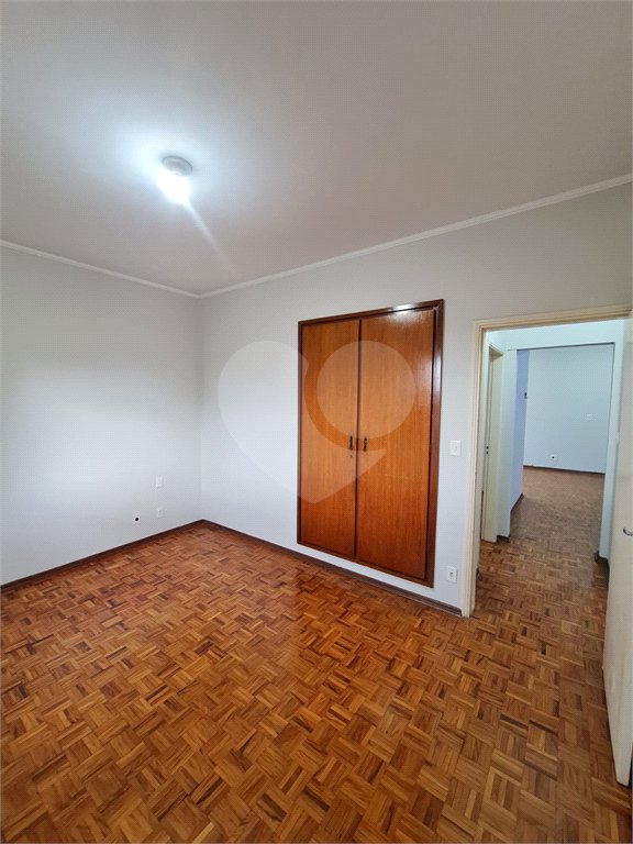 Apartamento à venda de 2 dormitórios no Edifício São José, Araraquara