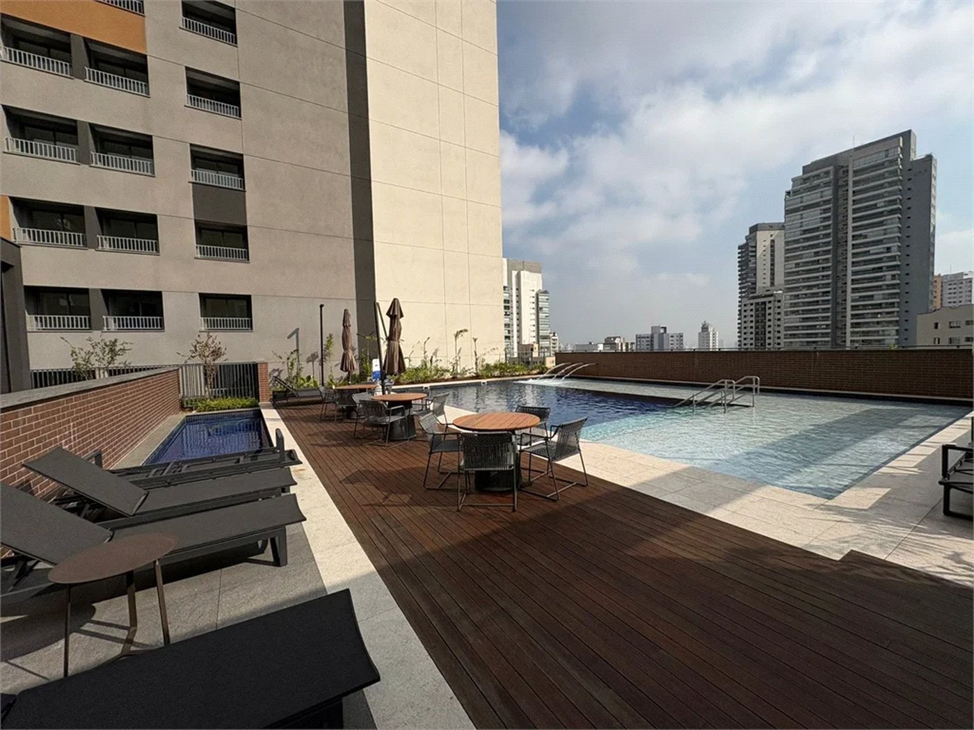 Apartamento à venda com 3 suítes em Alto da Lapa, São Paulo, SP