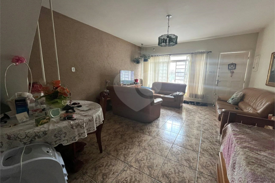Sobrado à venda com 2 quartos em Santana, São Paulo, SP
