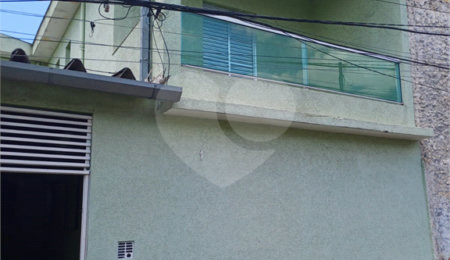 Casa à venda com 4 quartos em Vila Nivi, São Paulo, SP