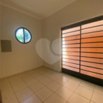 Casa à venda com 3 quartos em Jardim do Carmo, Araraquara, SP