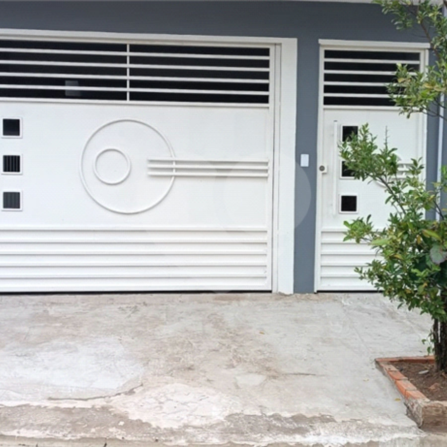 Casa à venda com 4 quartos, sendo 1 suíte, em Jardim Planalto, Salto, SP