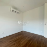 Apartamento T2 à venda em Águas Santas, Maia, Portugal – Varanda e garagem