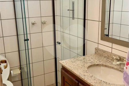 Sobrado à venda com 3 suítes em Vila Velosa, Araraquara, SP