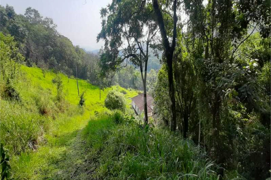 Casa Térrea à venda com 3 quartos, sendo 1 suíte, em Rio Abaixo, Mairiporã, SP