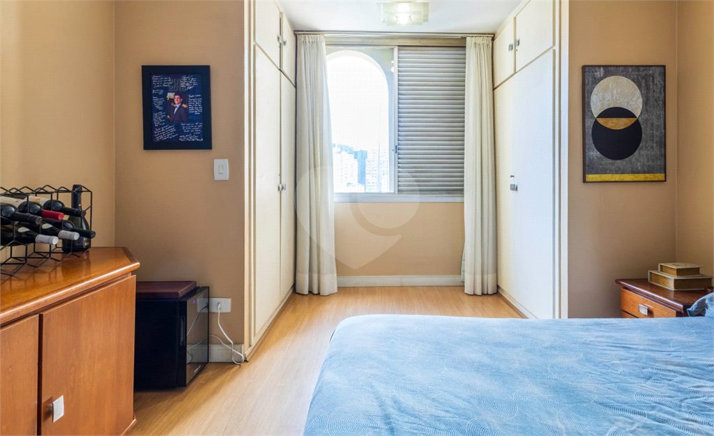 Apartamento à venda com 3 quartos, sendo 1 suíte, em Bela Vista, São Paulo, SP