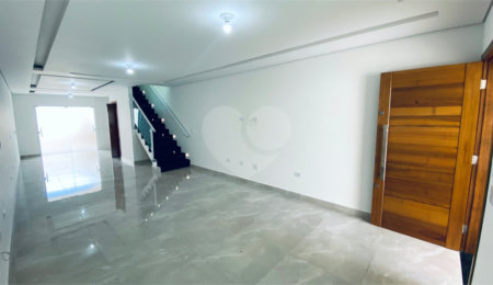 Casa à venda com 3 suítes em Vila Maria, São Paulo, SP
